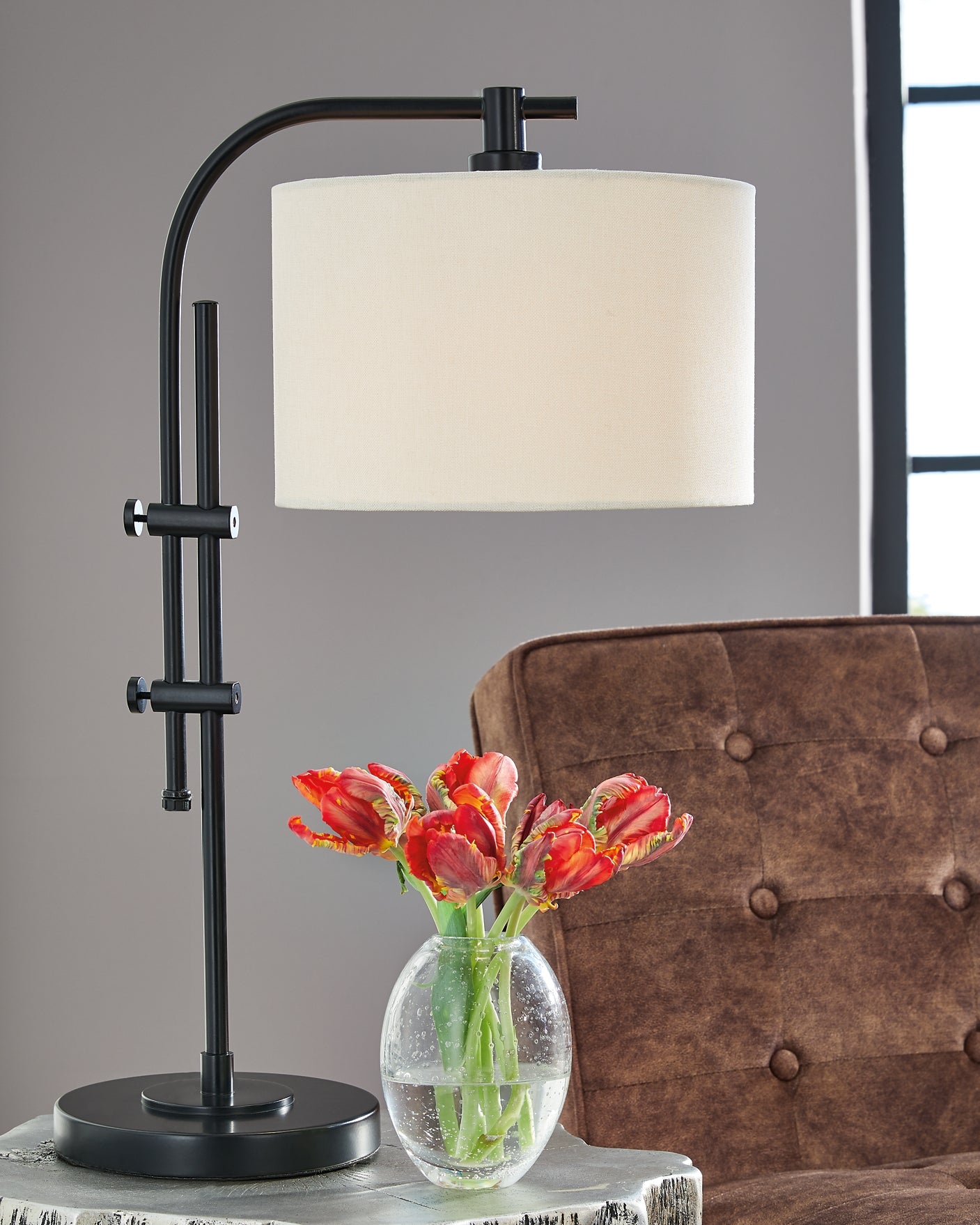 Ashley Express - Baronvale Metal Accent Lamp (1/CN)